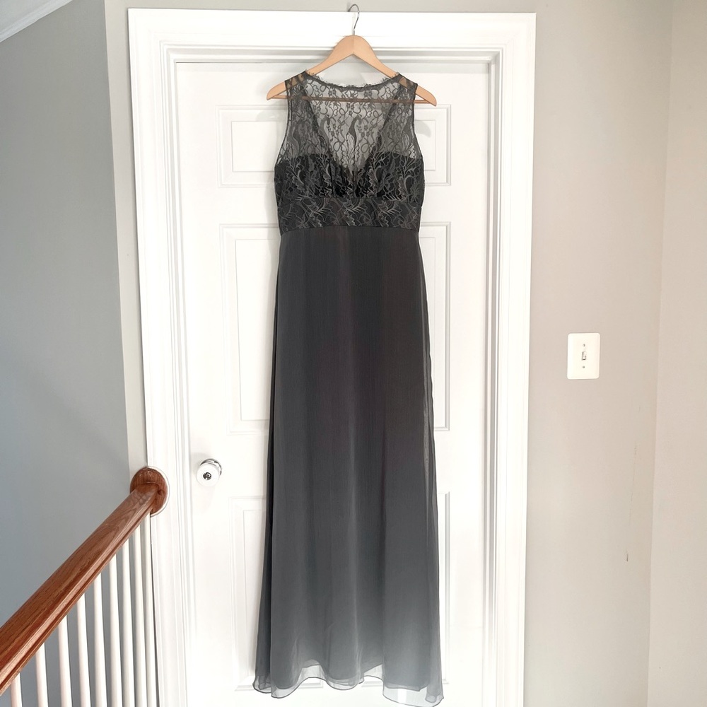 Elegant Gray Lace Jim Hjelm Occasions Formal Dress (long length)
